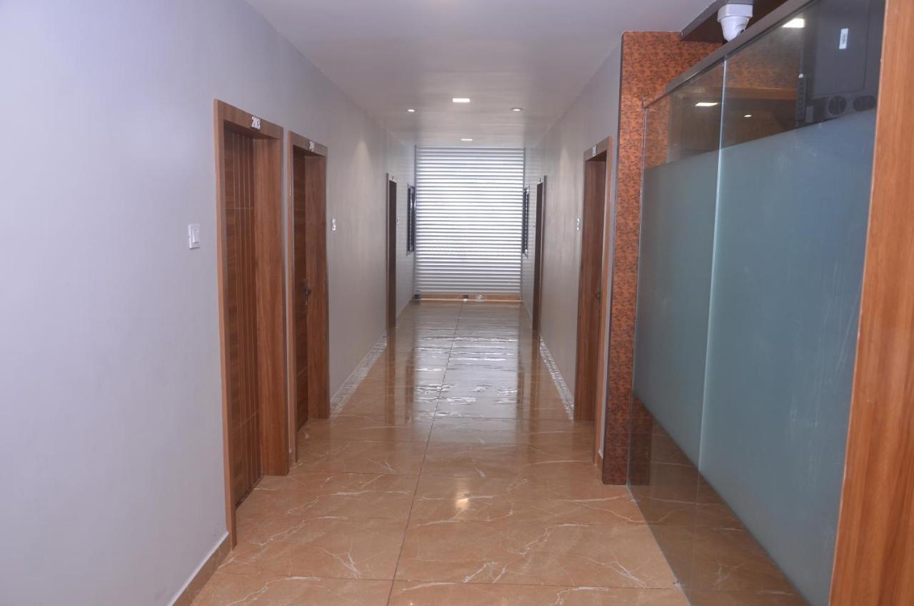 Hotel Radhe Inn Una  Exterior photo